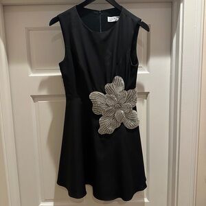MAC DUGGAL Black Dress with Silver Floral Accent